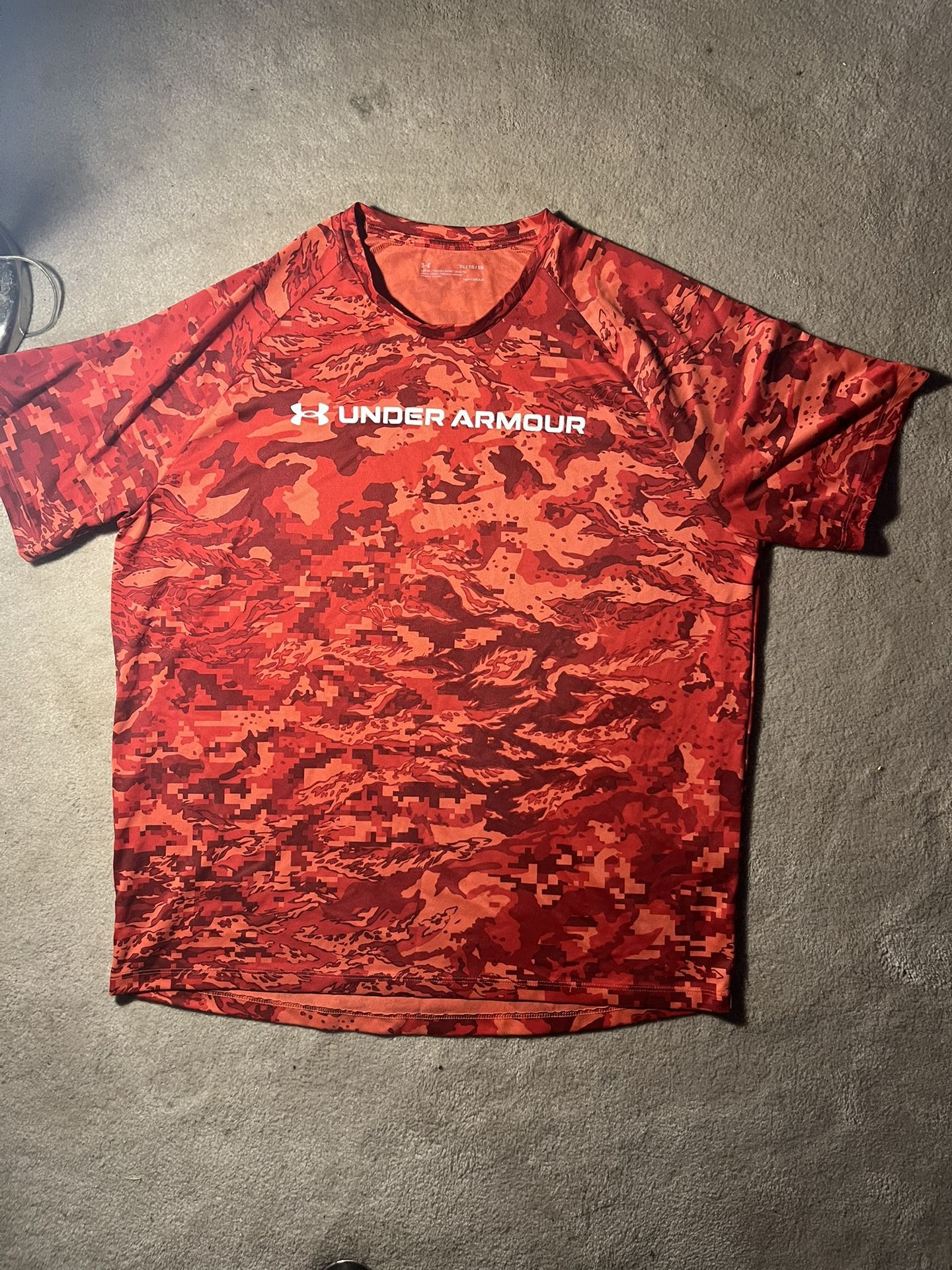 Orange Under Armour sportswear shirt