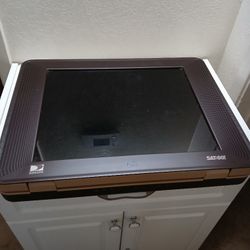 DirectTV Sat-Go Portable Satellite TV Reciever With 17" Lcd Screen 