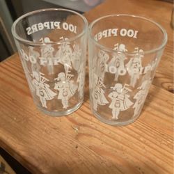 Seagrams 100 Pipers Scotch  Bagpipe Souvenir Shot Glasses