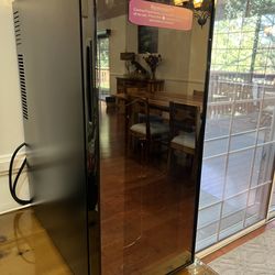 NutriChef 10ct Wine Fridge