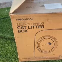 Self Cleaning Cat Litter Box 