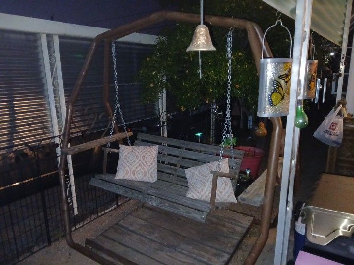Porch Swing 