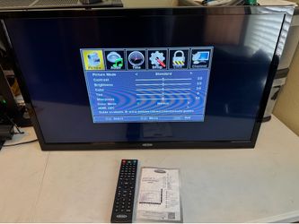 32” Jensen LED RV TV JE3215 W/Case and Cover