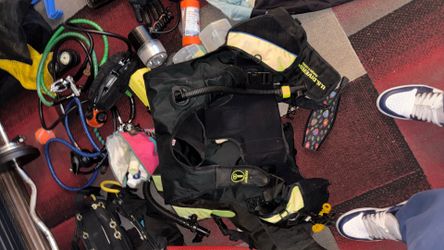 Scuba gear