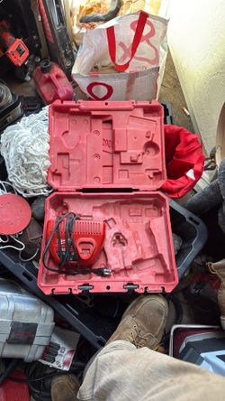 M 12  charger and case for impact drill