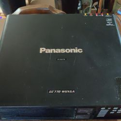 Panasonic PT-DZ770ULK Projector