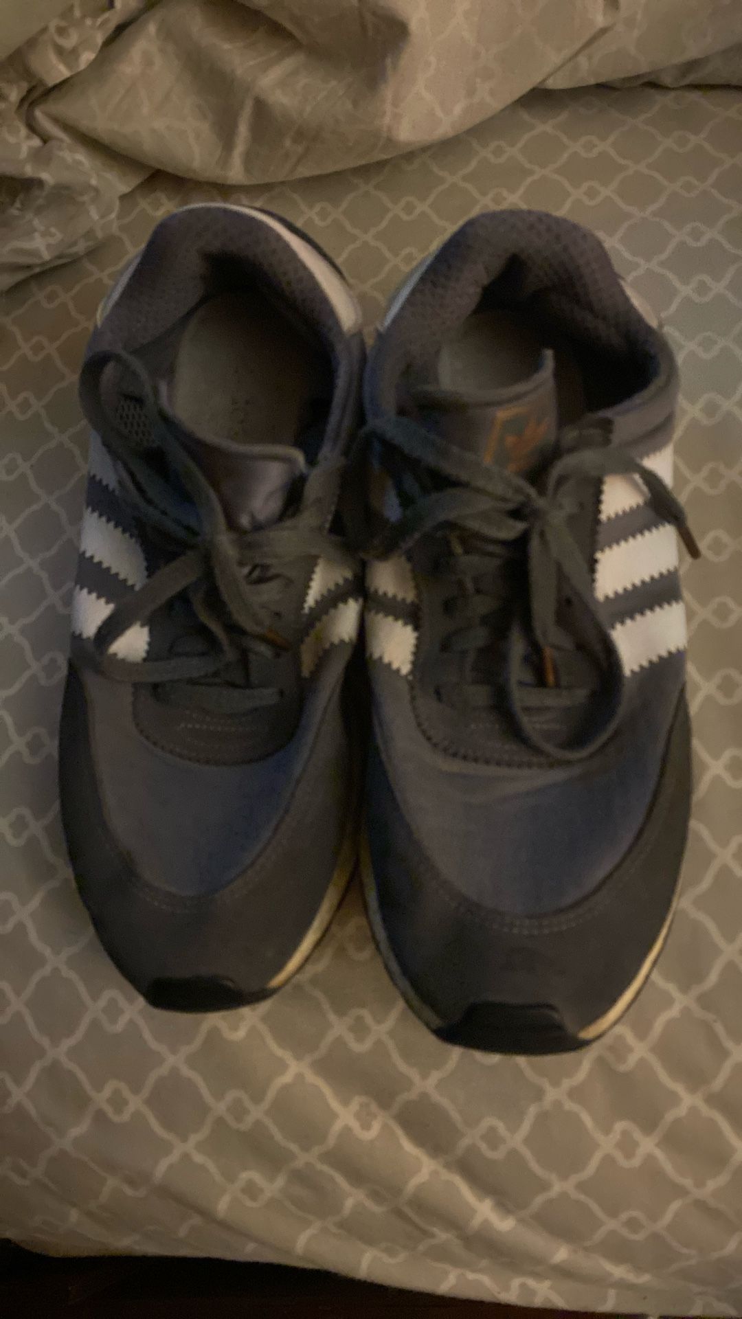 Adidas 1-5923 Size 11 gently used, but have lots of life left freshly cleaned
