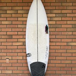 Flyin Monsta - Proctor surfboard 5’6” x 18 7/8” x 2 3/16” 24.5L