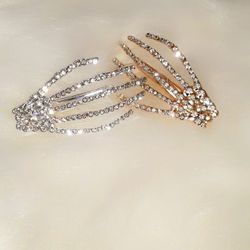 Sparkling Skelton Hand Hair Clip 