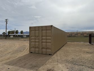 Hand Pick Your Containers Today Local Container Yard In Hesperia 