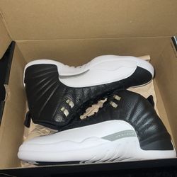 Jordan Retro 12 Playoff 2022 Dead stock Size 11.5