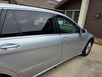 Mercedes R350 for sale six seater