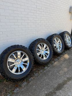 20” OEM chevy High country wheels & 35s 6LUG