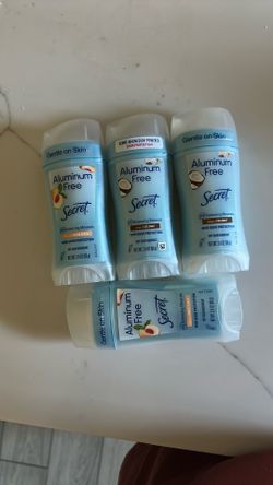 Desodorante Secret 4 × $20