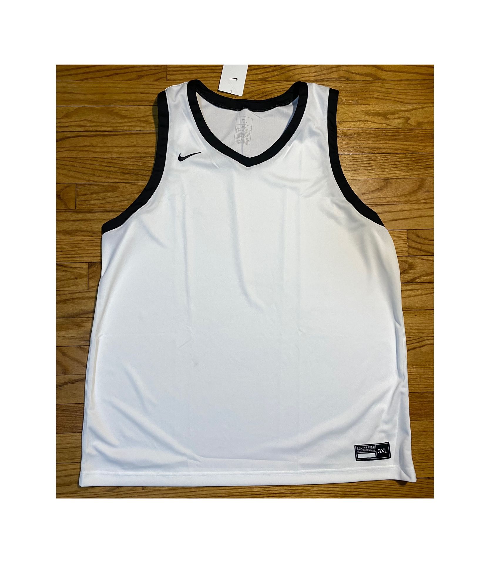 Nike Basketball jersey Black & white Men’s sz 3XL NEW! Big & Tall