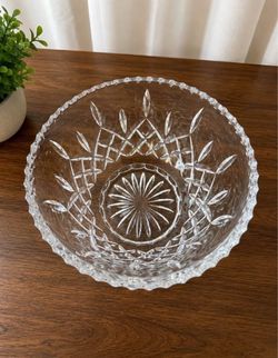 Large Cut Crystal Glass Bowl