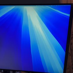 LG DualUp Monitor 28” 