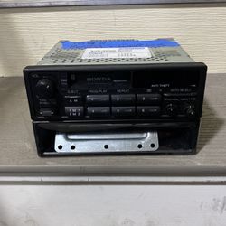 1992 Honda Accord EX stock stereo / cassette player. 