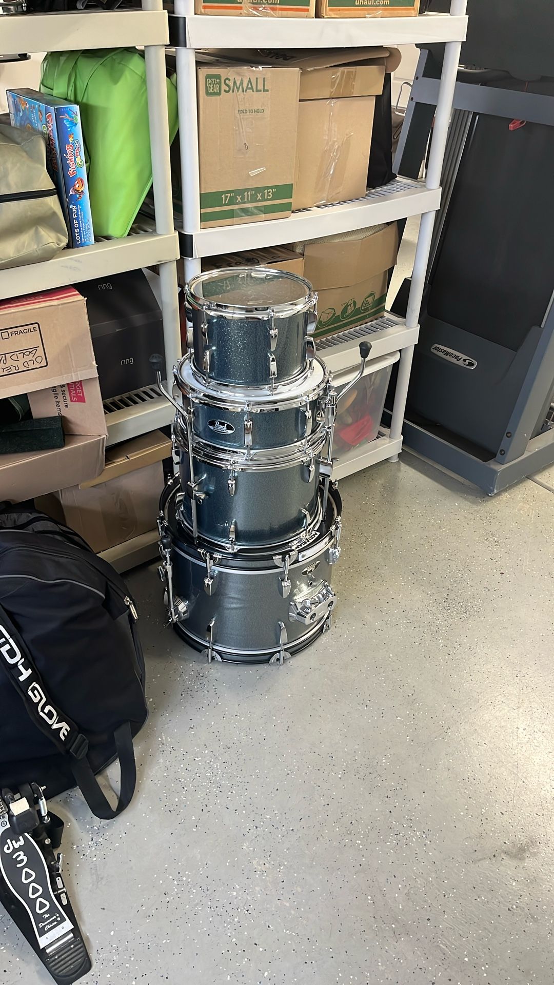 Pearl Roadshow 4 Piece Drum Set