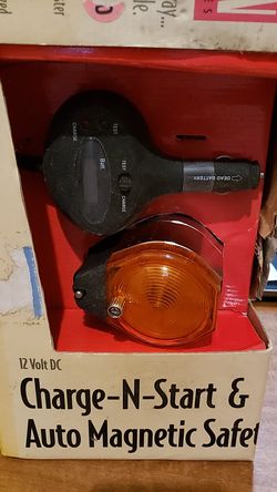 Charge and start auto magnetic safety light set