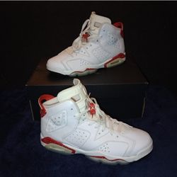 IOB EUC Air Jordan 6 Retro Red Oreo Size 6 Y or Women's Size 7.5