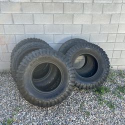 35s Tires 