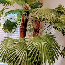 Move Out Sale :Faux  Palm Tree With Fountain 