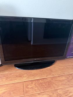 Element Flat Screen TV with Stand