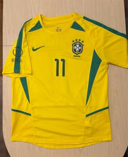 Brazil 2002 World Cup Home Jersey - Ronaldinho #11 (Size XL - Fan Version)