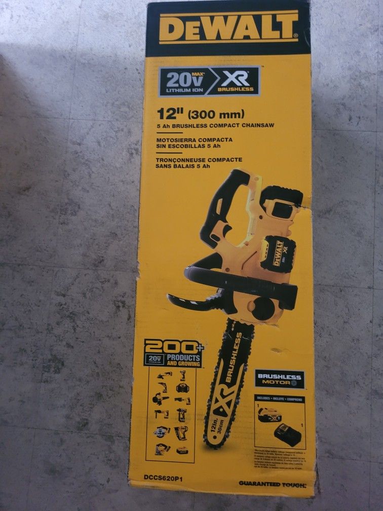 Dewalt Xr Chainsaw Kit Battery And Charger $180