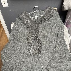 New Ariat Gray Poncho 