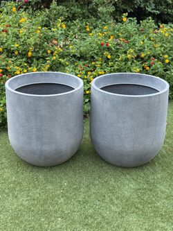 Large Grey Modern Planters - Set of 2