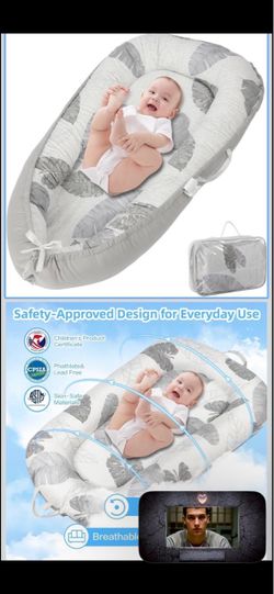 Baby Lounger Nest with Leaf Print