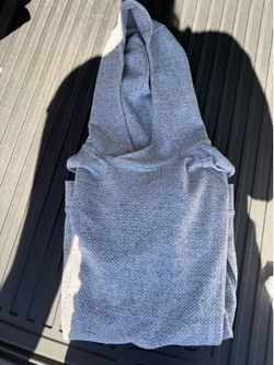Men’s Lululemon waffle sweatshirt