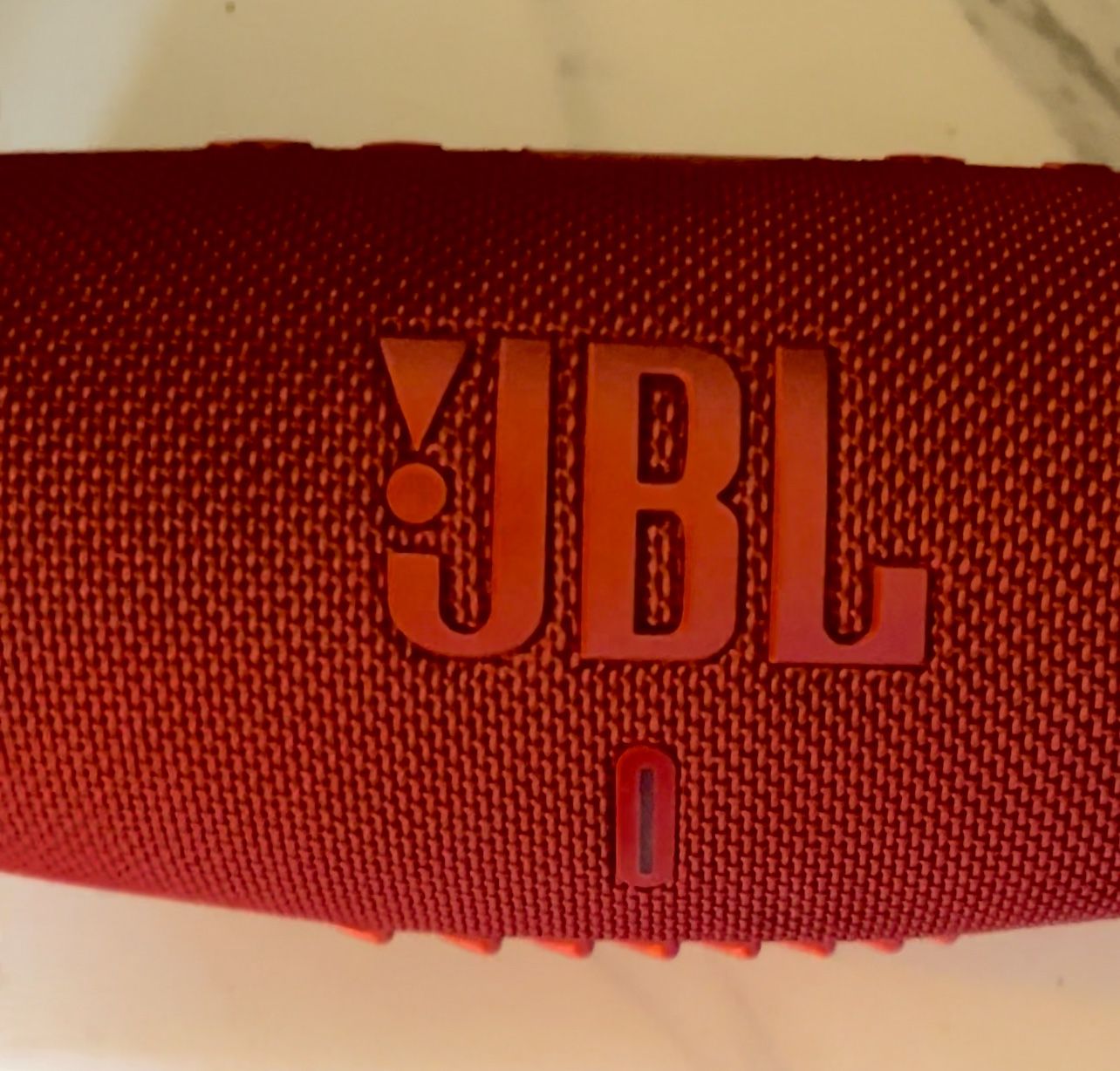 🎧 JBL Flip 6 – Red Portable Bluetooth Speaker