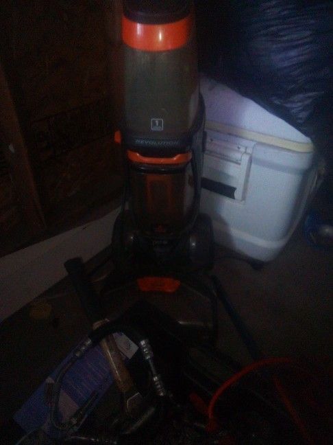 Bissell Pet Shampooer 