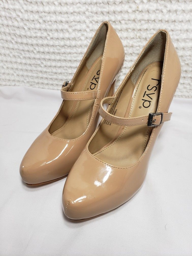 RSVP Mary janes high heels size 8 M  