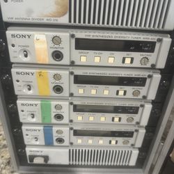 Sony synthesized tuner transmitter lot