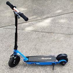 Razor Black Label E100 Electric Scooter - Blue