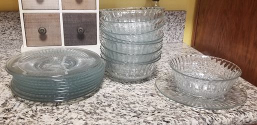 All set plates para menudo pozole caldo ensalada