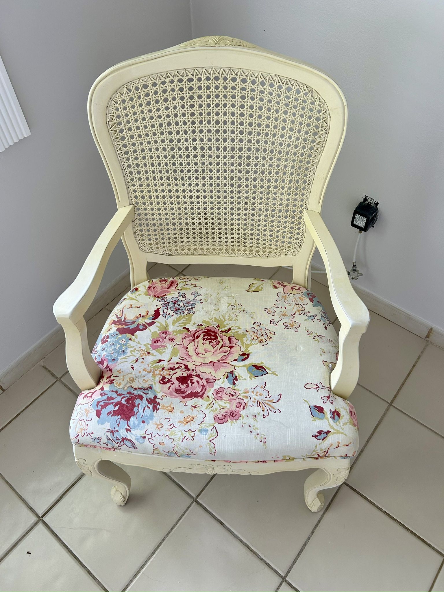 Side Chair - French provincial Style $35