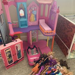 Barbie house Barbie Bundle