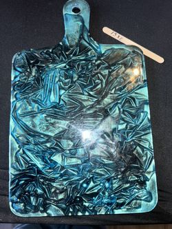 Epoxy Velvet Style Cutting Board