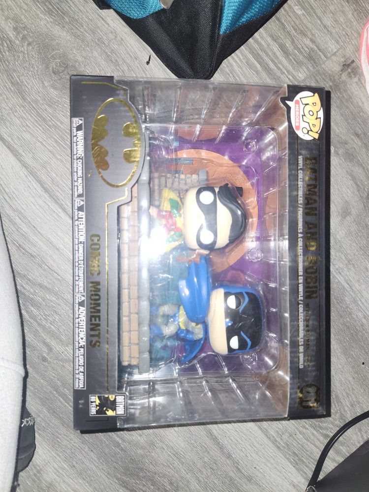 Funko POP! Heroes #281 BATMAN AND ROBIN Comic Moments New Look Batman 1964