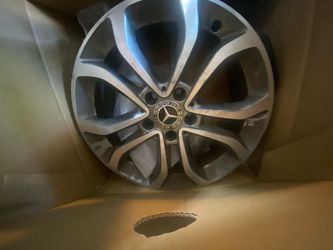 Mercedes C300 Set of Rims for Sale