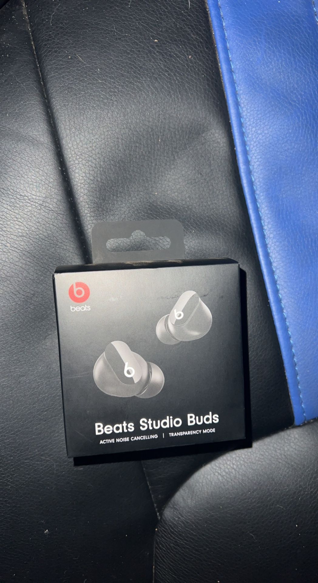 Beats Studio Buds