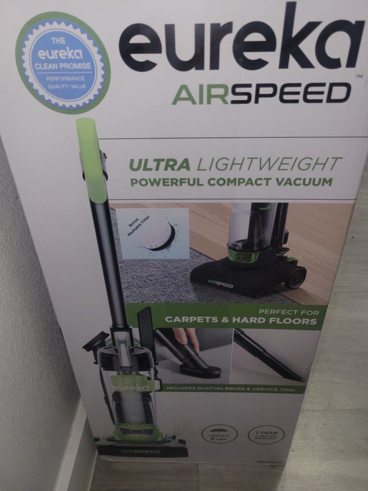 Eureka Lightweight Vacuum