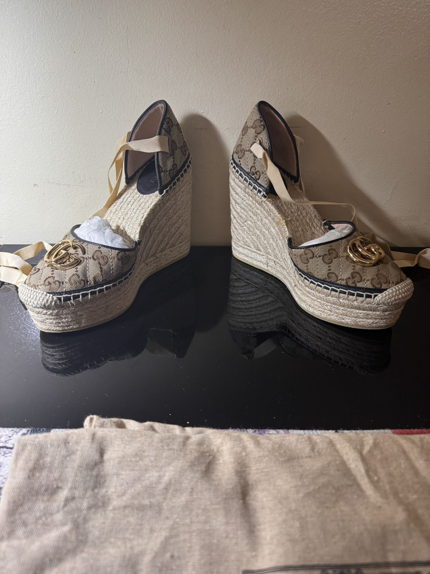 Gucci Wedges