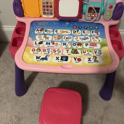 Activity desk - Vtech Touch And Learn