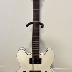 Epiphone Dot Electric Guitar semi hollow 